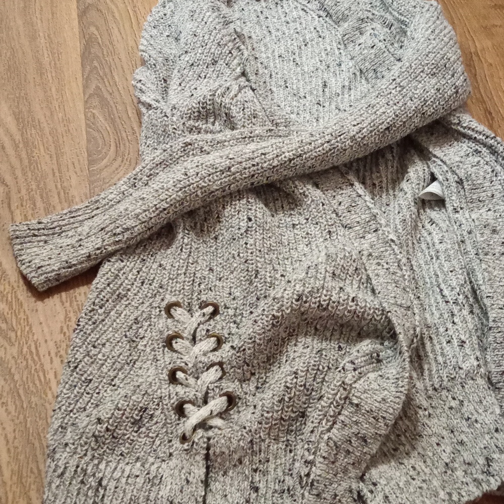 American eagle knitted cardi